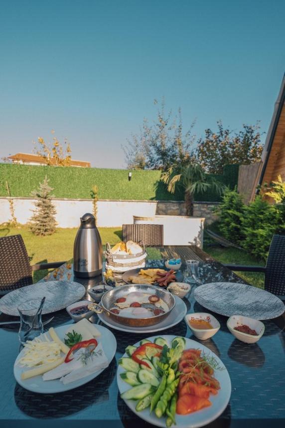 Karmatte Bungalow Kartepe Exteriör bild
